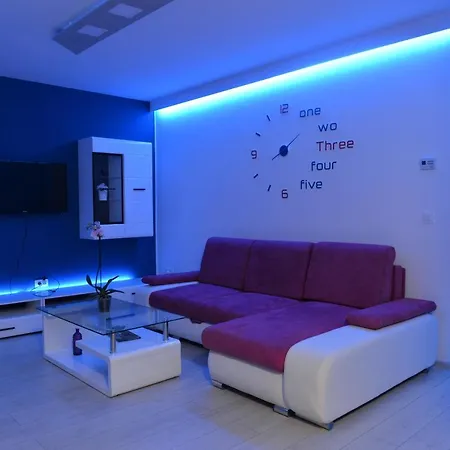 Apartment Coresi Deluxe